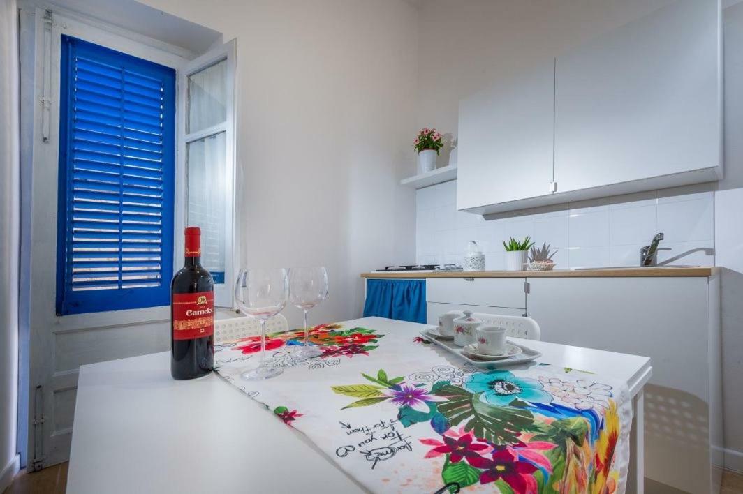 Giulia'S Place-Locazione Turistica Castellammare del Golfo Exterior foto
